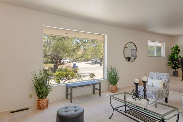 3804 La Hacienda Drive NE, Albuquerque, NM 87110
