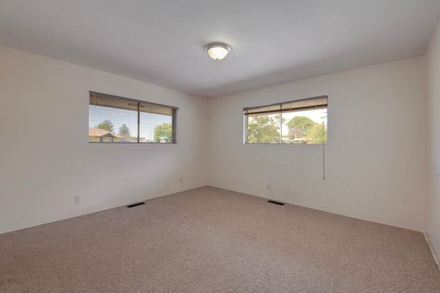 3804 La Hacienda Drive NE, Albuquerque, NM 87110