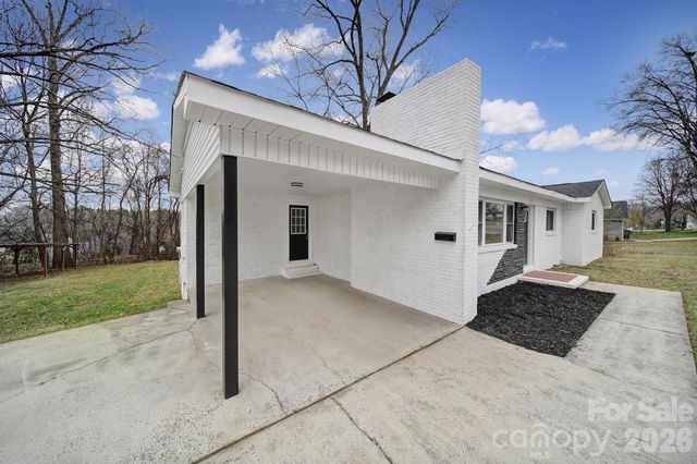 4008 Tennessee Avenue, Charlotte, NC 28216