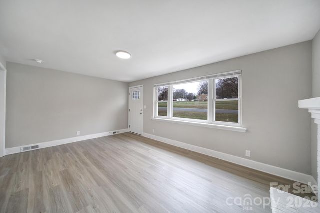 4008 Tennessee Avenue, Charlotte, NC 28216