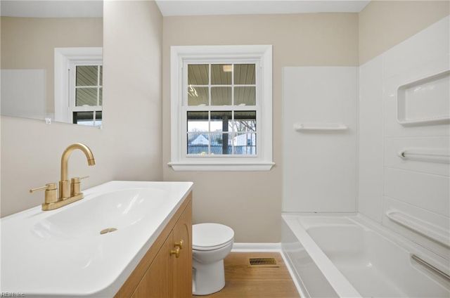 1210 Pansy ST, Hampton, VA 23663