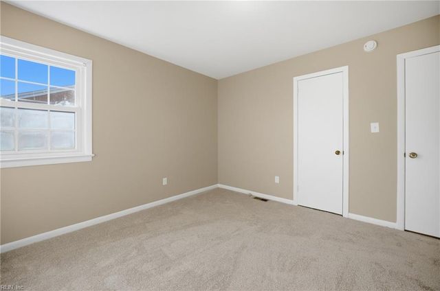 1210 Pansy ST, Hampton, VA 23663