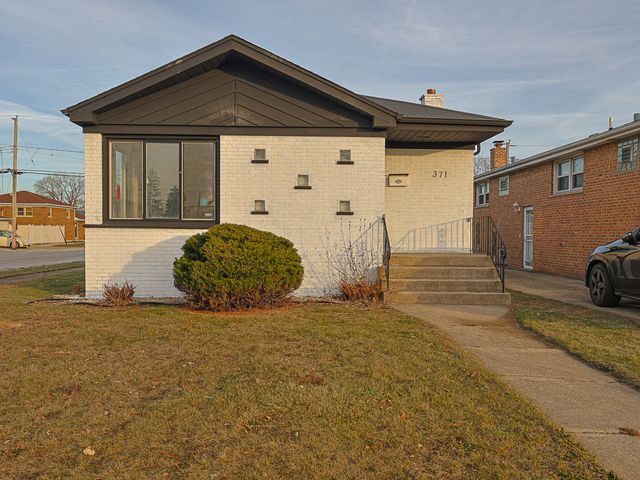 371 Bensley Avenue, Calumet City, IL 60409