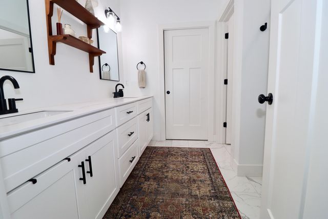 1312 S Birch Avenue, Springfield, MO 65802