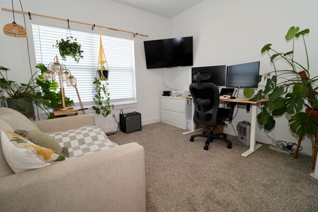 1312 S Birch Avenue, Springfield, MO 65802