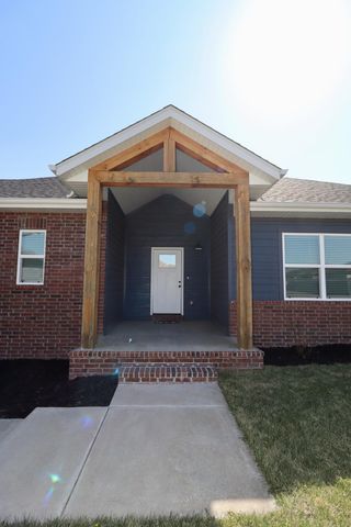 1312 S Birch Avenue, Springfield, MO 65802