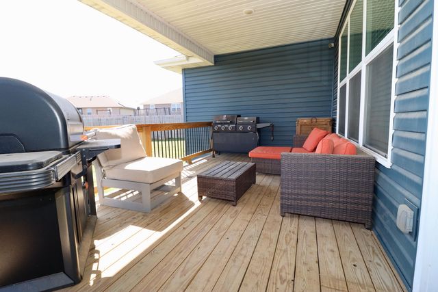 1312 S Birch Avenue, Springfield, MO 65802