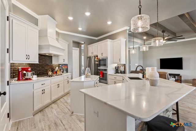 5537 Hollow Loop, Salado, TX 76571