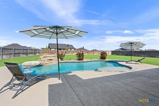 5537 Hollow Loop, Salado, TX 76571