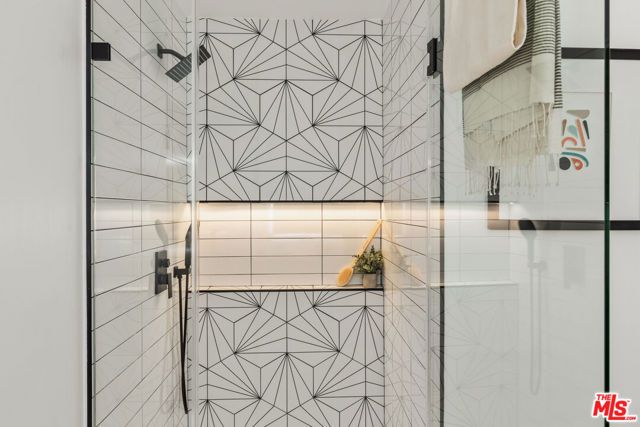 5831 Elba Place, Woodland Hills (los Angeles), CA 91367