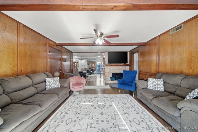 4446 E 68th Street 392, Tulsa, OK 74136