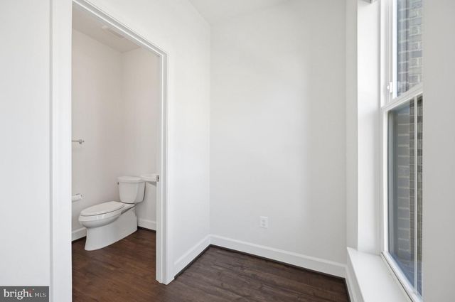 5179 RIDGEVIEW RETREAT DR, Chantilly, VA 20151