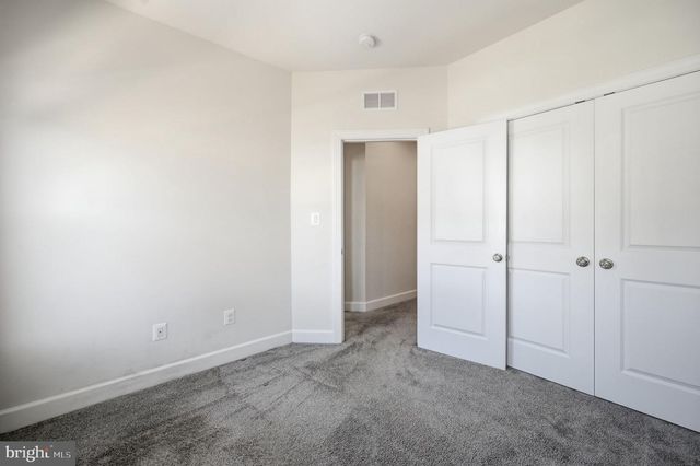5179 RIDGEVIEW RETREAT DR, Chantilly, VA 20151