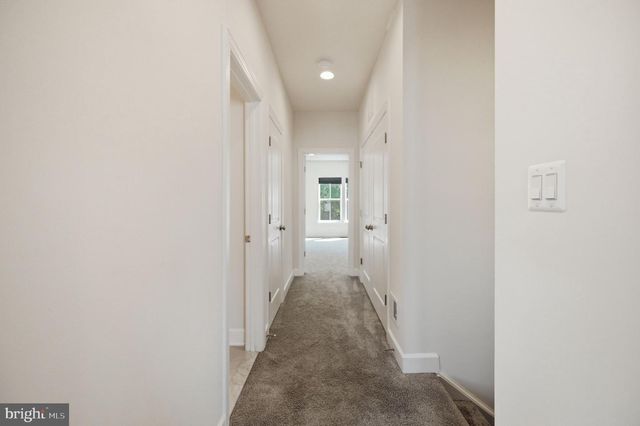 5179 RIDGEVIEW RETREAT DR, Chantilly, VA 20151