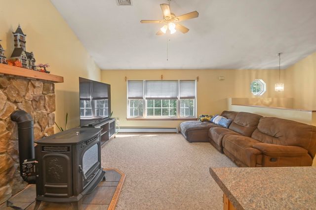 759 Old New Ipswich Road, Rindge, NH 03461