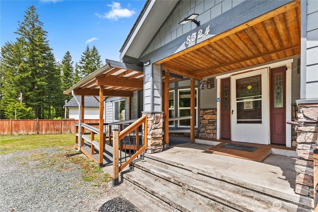 8324 Golden Valley Blvd, Maple Falls, WA 98266