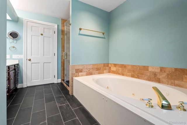 3215 Edgevale Drive, Bedford Township, MI 48144