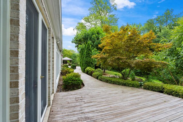 3215 Edgevale Drive, Bedford Township, MI 48144