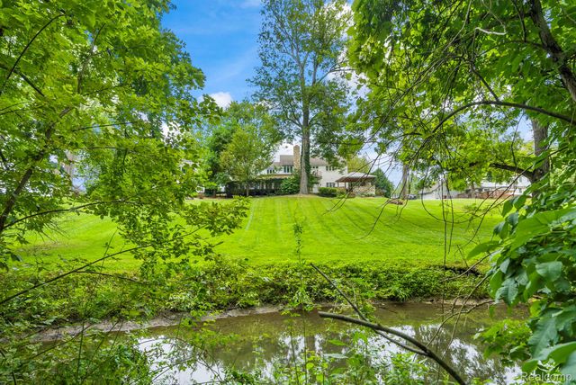 3215 Edgevale Drive, Bedford Township, MI 48144