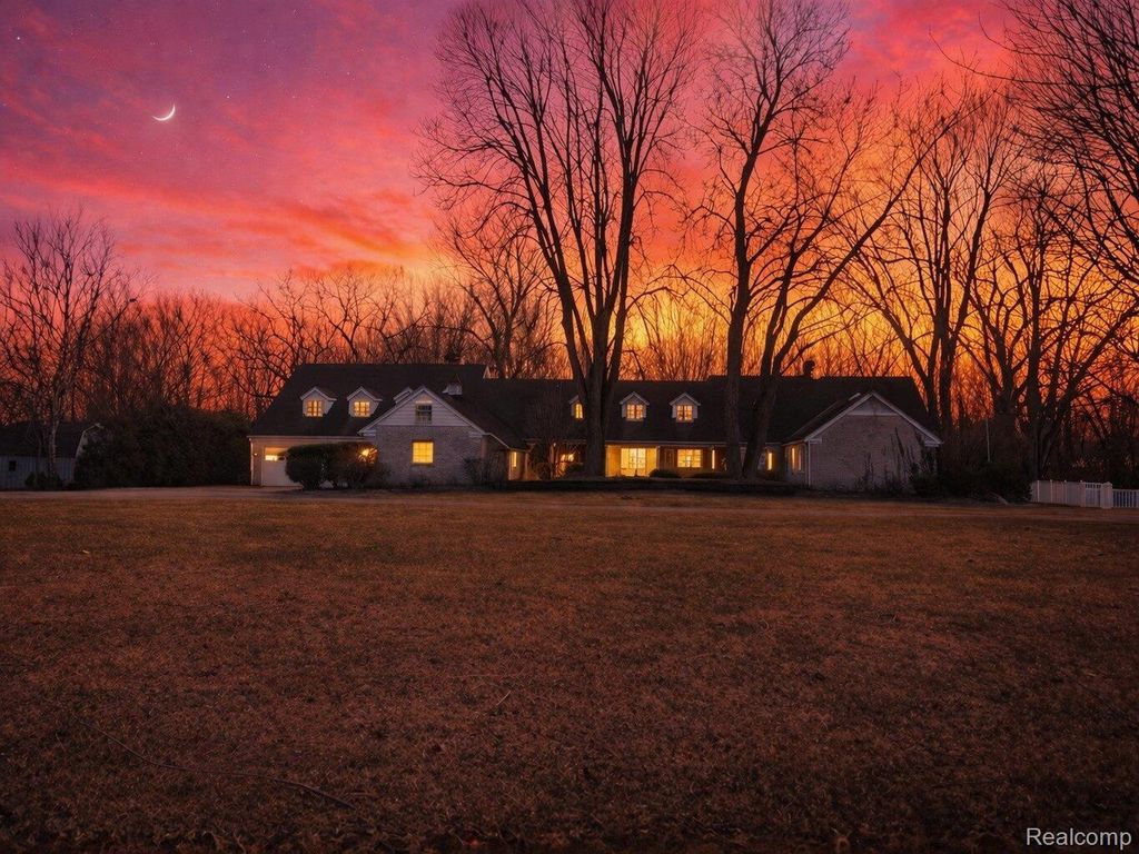 3215 Edgevale Drive, Bedford Township, MI 48144