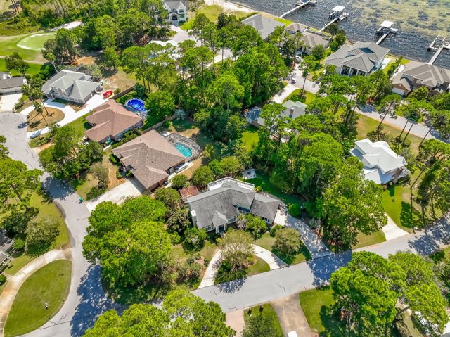 170 Baywind Drive, Niceville, FL 32578