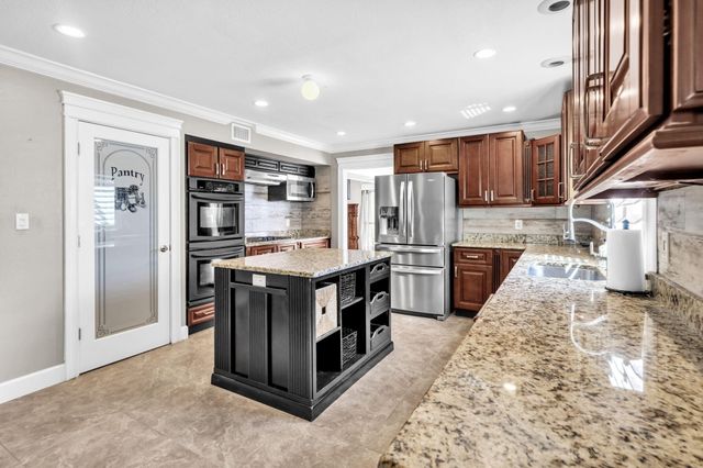 170 Baywind Drive, Niceville, FL 32578