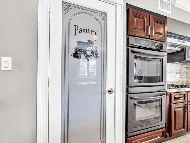 170 Baywind Drive, Niceville, FL 32578