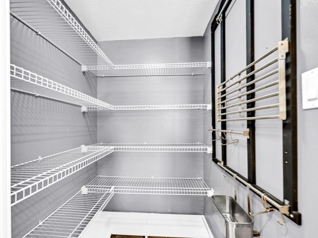 170 Baywind Drive, Niceville, FL 32578