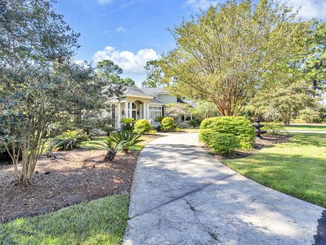 170 Baywind Drive, Niceville, FL 32578