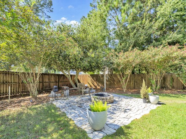 170 Baywind Drive, Niceville, FL 32578