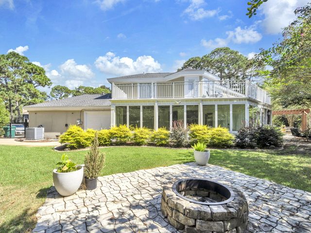 170 Baywind Drive, Niceville, FL 32578