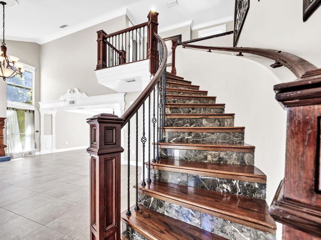 170 Baywind Drive, Niceville, FL 32578