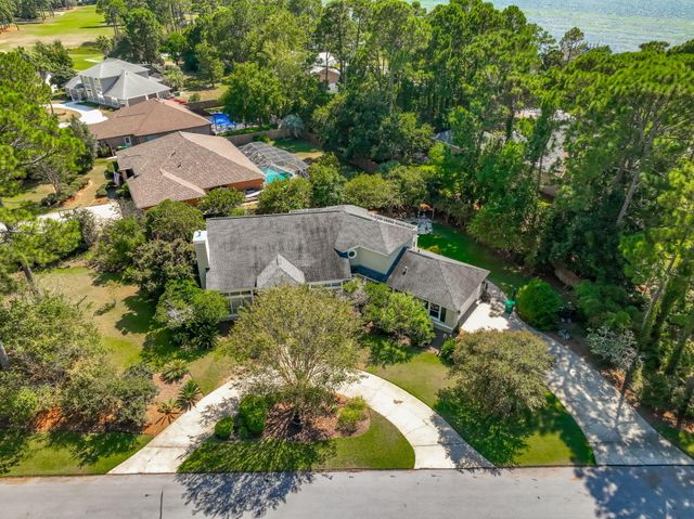 170 Baywind Drive, Niceville, FL 32578
