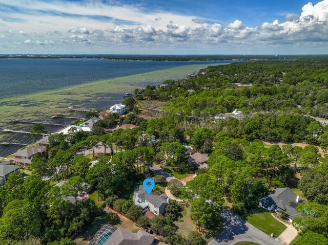 170 Baywind Drive, Niceville, FL 32578