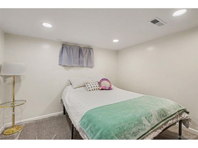 3061 Worchester St, Aurora, CO 80011