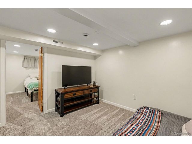 3061 Worchester St, Aurora, CO 80011