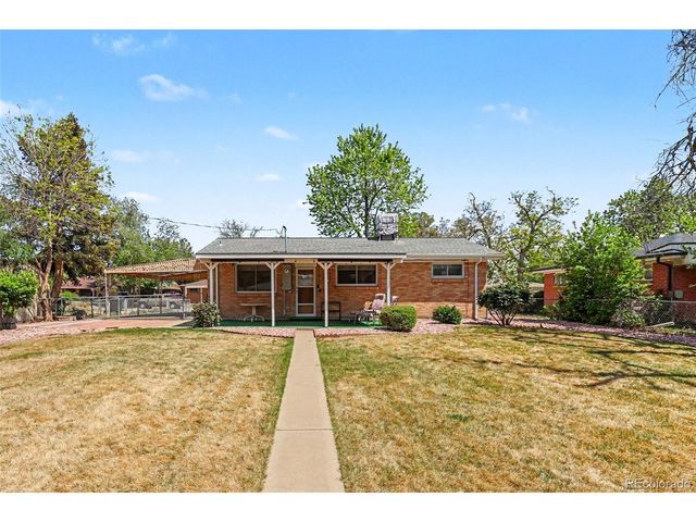 3061 Worchester St, Aurora, CO 80011