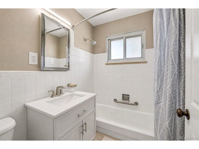 3061 Worchester St, Aurora, CO 80011