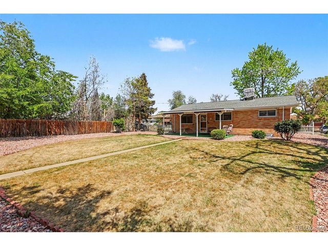 3061 Worchester St, Aurora, CO 80011
