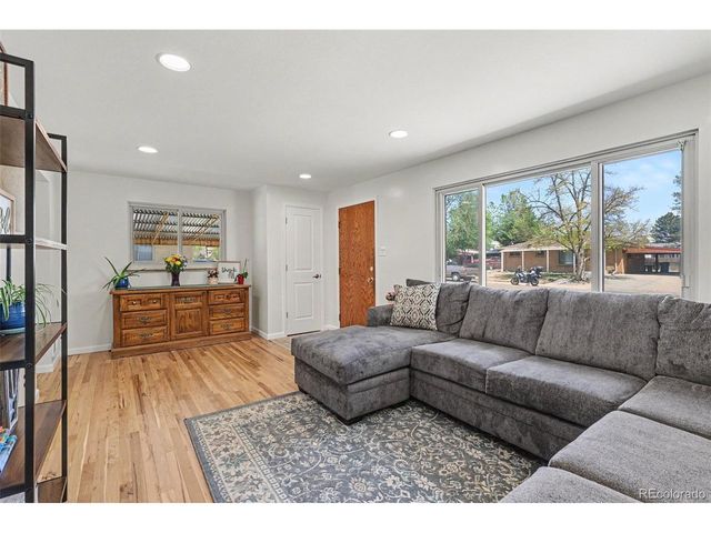 3061 Worchester St, Aurora, CO 80011