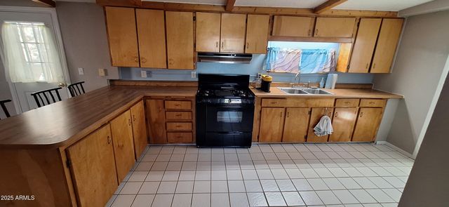 5742 S CENTRAL Drive, Globe, AZ 85501