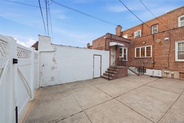 64-62 82nd Place, Middle Village, NY 11379