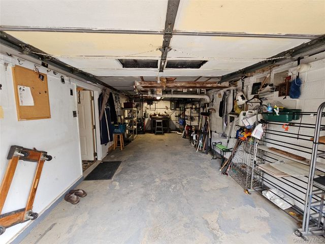 8 Laura Road, Monroe, NY 10950