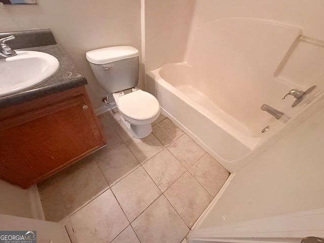 627 Mill Stone Bluff B, Monroe, GA 30655