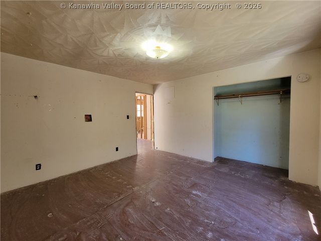 118 Lude Road, South Charleston, WV 25309
