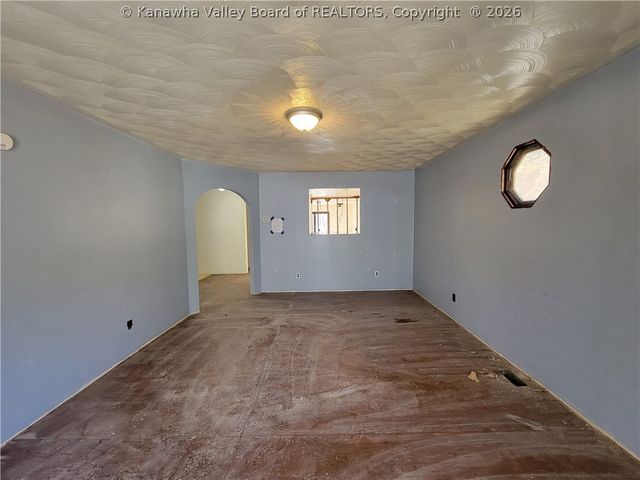118 Lude Road, South Charleston, WV 25309