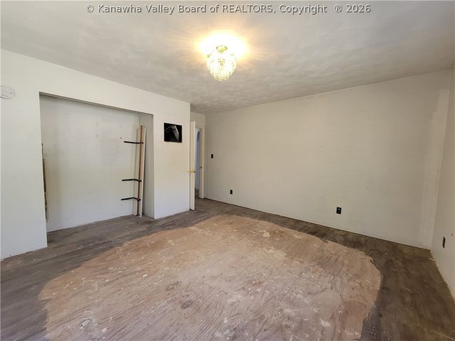 118 Lude Road, South Charleston, WV 25309