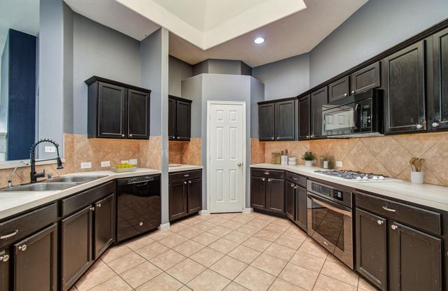 21606 Kings Bend Drive, Kingwood, TX 77339