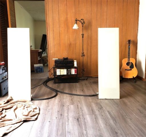 1107 N Jefferson St, New Castle, PA 16101