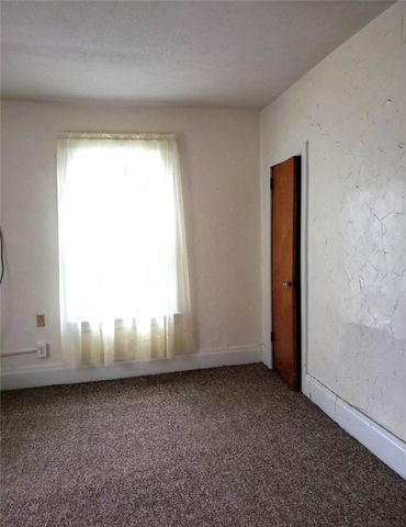 1107 N Jefferson St, New Castle, PA 16101